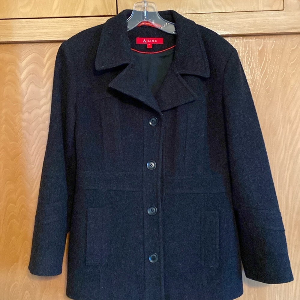 A-Line contemporary timeless wool pea coat lined black womens medium